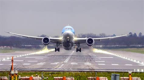 London Gatwick Airport Morning Rush Hour Plane Spotting Youtube