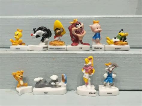 SÉRIE COMPLÈTE DE fèves LOONEY TUNES EPIPHANIE Mie câline 2005 77 EUR