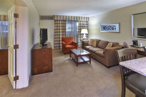 Livonia Hotel Coupons for Livonia, Michigan - FreeHotelCoupons.com