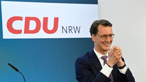 Fünfte Hochrechnung CDU und Grüne Wahlsieger Historische Schlappe