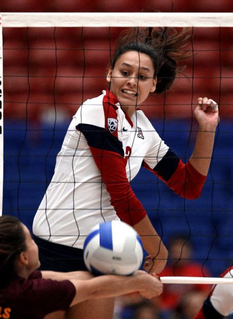 Arizona Sand Volleyball Walker Hits The Beach To Build Program