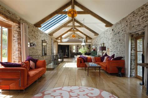 Rustic Barn Ideas To Use In Your Contemporary Home