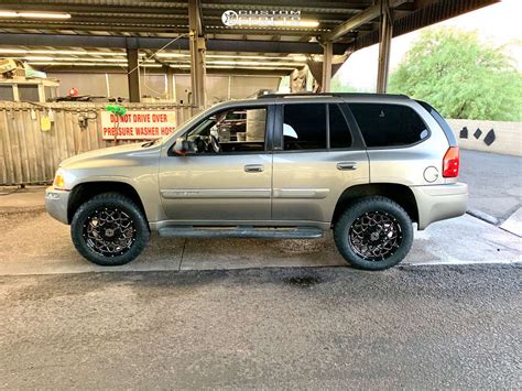 2003 Gmc Envoy With 20x9 0 Anthem Off Road Avenger And 32 10 5r20 Toyo Tires Open Country A T