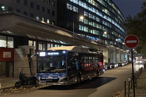 RATP MAN Lions City 12 GNV Efficient Hybrid 7471 Bu Flickr