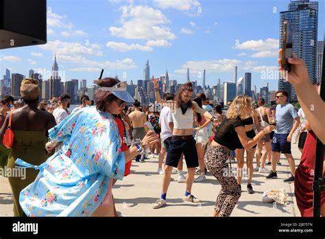 People Dancing At The Hot Honey Sundays Outdoor Dance Party In Greenpoint Terminal Market With