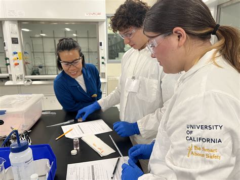 Uc Irvine Hosts Chemistry Academy Summer Stem Summit Uci