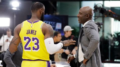 James Worthy Rips Los Angeles Lakers Nba Tsnca