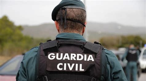 La Guardia Civil De Lalcora Detiene A Un Varón Por Estafar 54 000