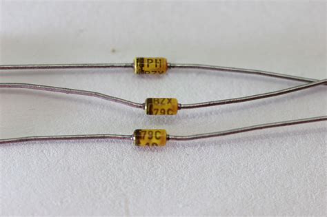 BZX79C 10V PH DIODE NOS New Old Stock 1PC C601U45F220916 EBay