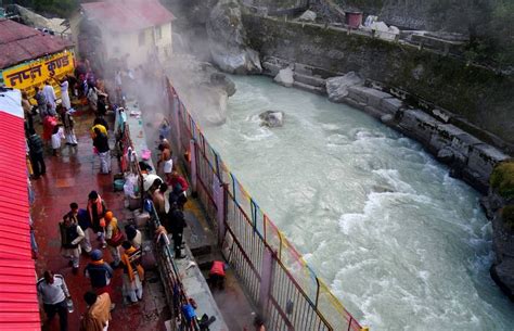 Tapt Kund At Badrinath Spiritual Benefits Rishikesh Day Tour