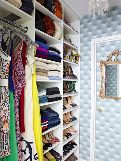 Organize Small Walk In Closet Ideas