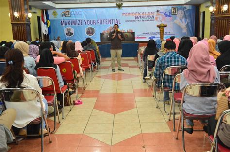 Ribuan Calon Wisudawan USM Dibekali Soft Skill Kerja Mediajateng