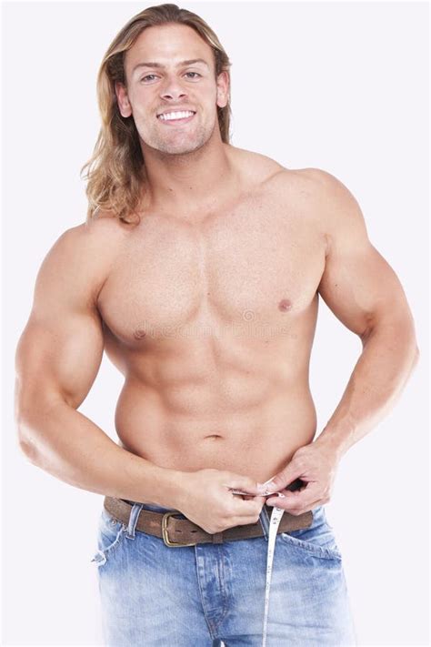 Construtor De Corpo Masculino Muscular Foto De Stock Imagem De