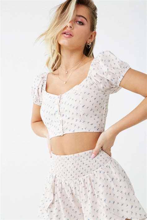 Ditsy Floral Crop Top And Shorts Set Forever 21 Floral Crop Tops