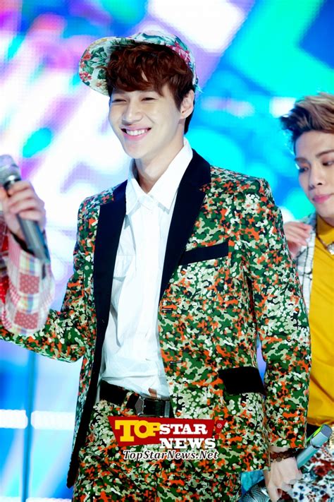 Taemin De SHINee Sonrisa Juguetona MBC MUSIC Show Champion KPOP