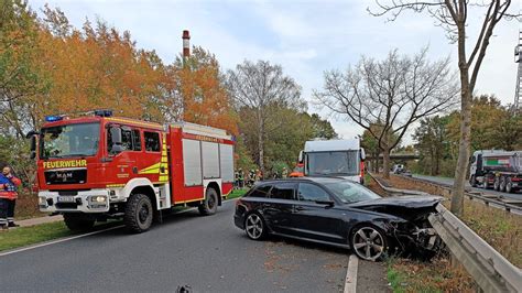 Unfall Auf Der B Richtung Neustadt F Nf Personen Verletzt