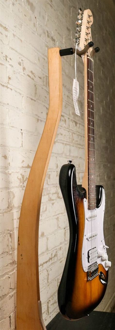 Fender Squier Brown Sunburst Bullet Stratocaster | ALAMO