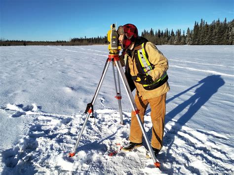 Commuters are praising metro train station cleanliness in surveys