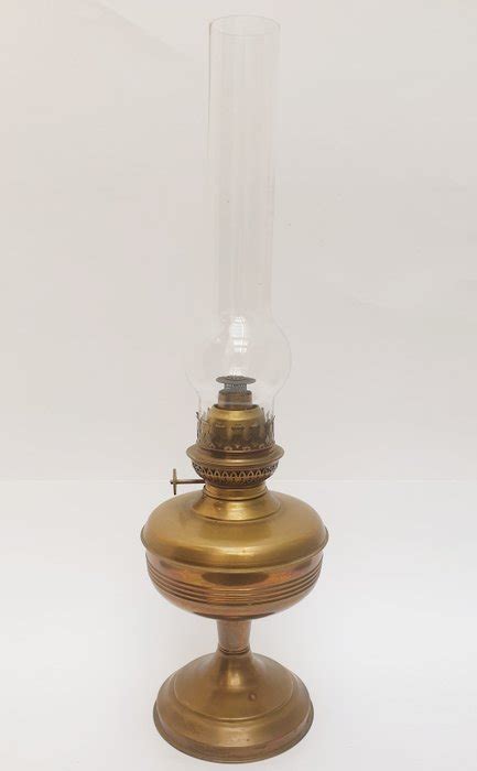 Ancienne Lampe à pétrole début XXe siècle Cuivre Verre Catawiki