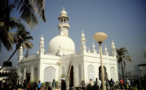 Top 5 Historical Places and Monuments in Mumbai - Trans India Travels