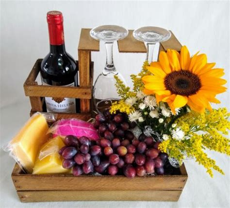 Cesta Girassol Vinho E Ferrero Rocher Floricultura 24h Belas Flores