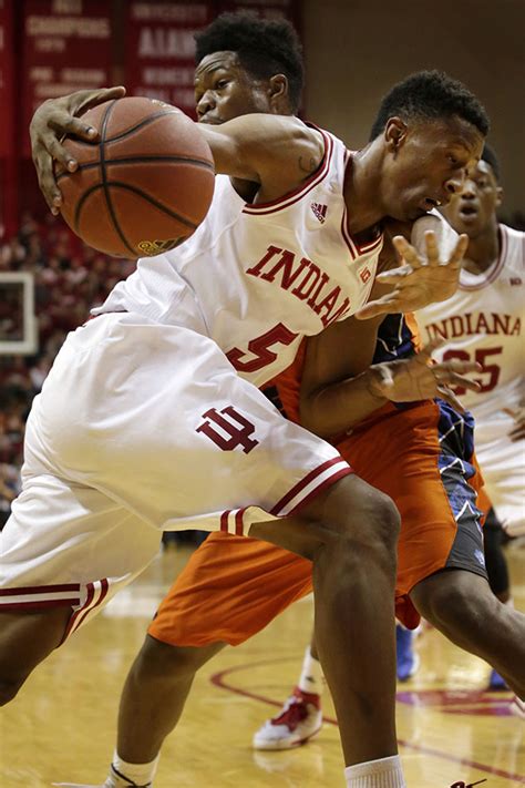 Indiana basketball crushes Savannah State - James Brosher Photography