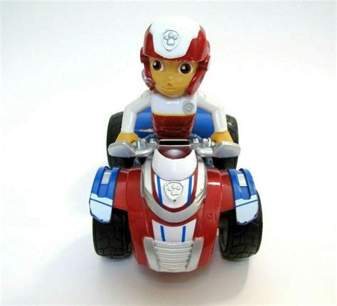 Nickelodeon Paw Patrol Ryder S Rescue Atv Vehicle And Action Figure 2016967570