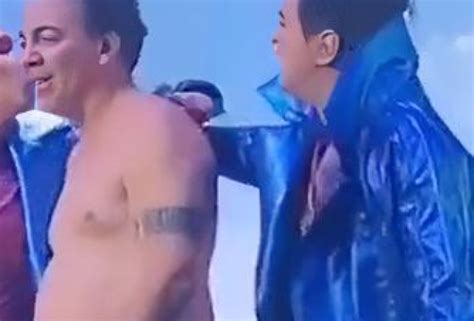 Cristian Castro Se Desnuda En Un Concierto Famosos Ecuatorianos