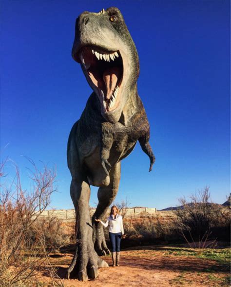 Moab Giants The Coolest Dinosaur Museum And Track Site In Utah