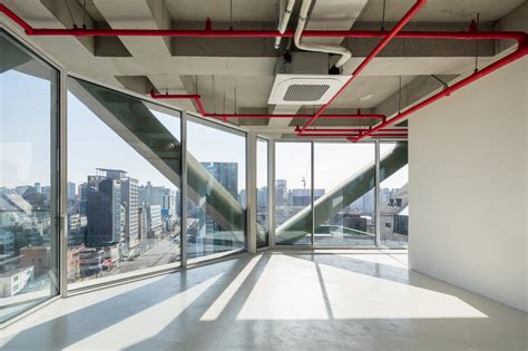 Gallery of Brace Building / LIFE Architects - 5