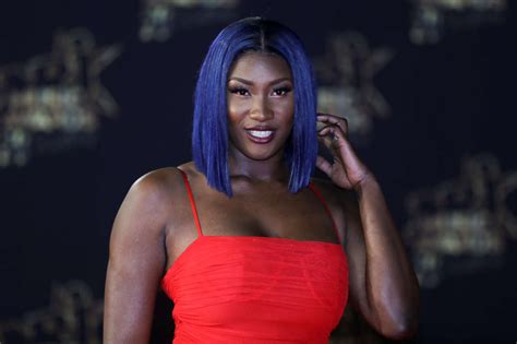 musique aya nakamura une chanteuse par dela les cliches