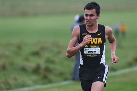 Harriers Divide Team For 2 Races The Daily Iowan