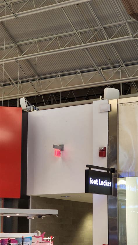 What kind of DAS equipment are these antennas? Verizon and AT&T seems