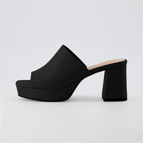 Cushionaire Women's Cupid Platform Dress Sandals