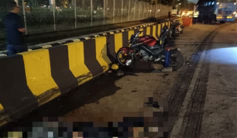 Dua Penunggang Motor Maut Dilanggar Lori Rosak Brek Depan Plaza Tol