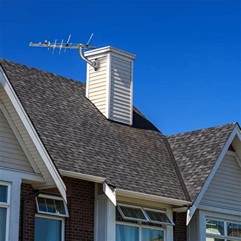 RCA Compact Outdoor or Attic Yagi TV Antenna - Long Range Digital OTA