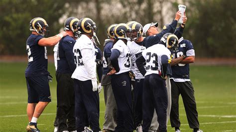 2015 St Louis Rams Rams Back To Work With Monday Ota Turf Show Times