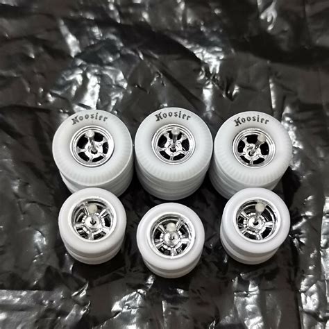 HOT WHEELS SHORT AXLE WHEELS WHITE RUBBER WHEELS TIRES 3 SETS 1 64 SIZE