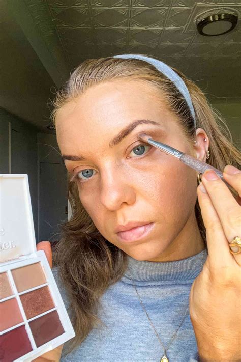 The Best Nude Eyeshadow Palettes Of According To Makeup Artists