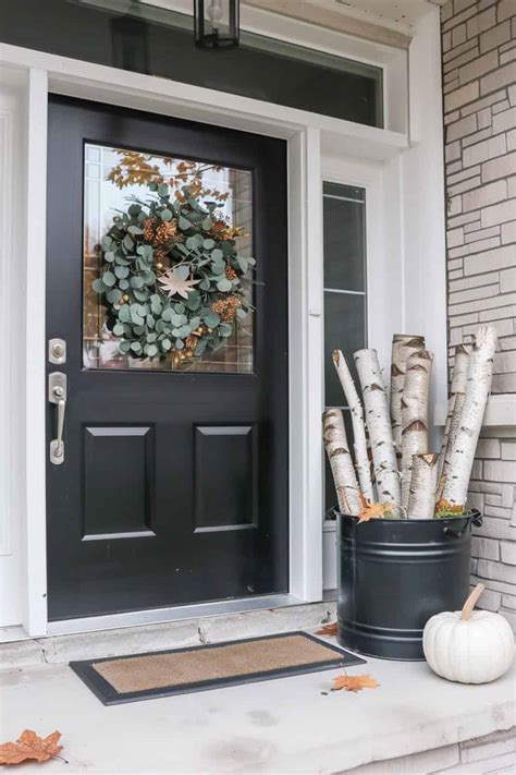 22 Inspiring Fall Front Porch Ideas | The Olive Branch Nest