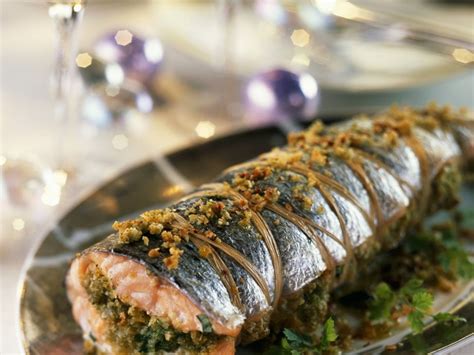 Stuffed Whole Fish With Nuts Recipe Eatsmarter