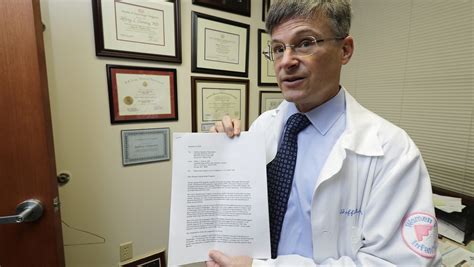 Surgeons fear pelvic mesh lawsuits will spook patients