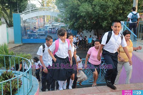 Proceso de matrícula avanza positivamente en Instituto Rigoberto López