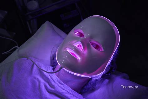 LED Face Masks Benefits: Revolutionize Your Skincare Routine - Techwey