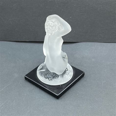 Lalique Floreal Nude In Flowers On Black Glass Base Signed Lalique