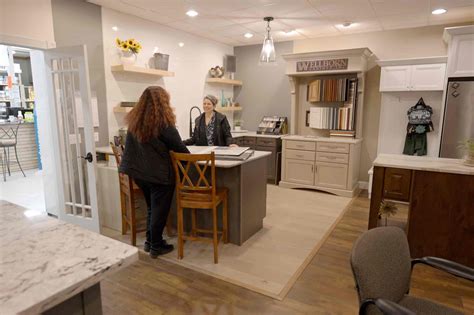 Kitchen Cabinet Brands by Location - Curtis Lumber Kitchen Design