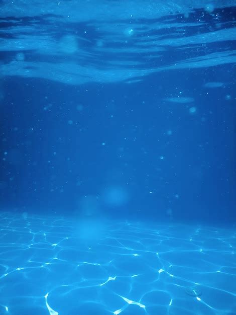 Premium Photo | Empty swimming pool underwater view