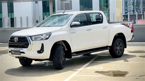 Toyota Hilux Revo V Edition Interior And Exterior Cylinder