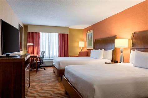 Hilton Garden Inn Arlington/Courthouse Plaza - Arlington, VA - Business