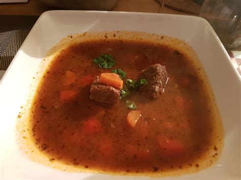 Deftige Gulaschsuppe Von Badegast1 Chefkoch De